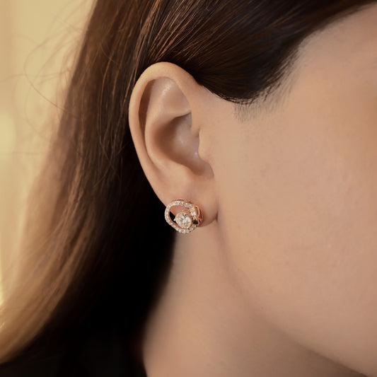 Floating Halo Round Diamond Stud Earrings Floating Halo Round Diamond Stud Earrings - MQ