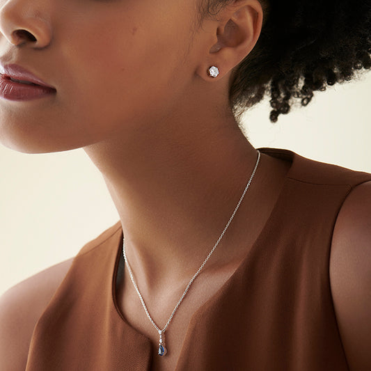 Six-Prong Hexagon Shape Solitaire Stud Earring Six-Prong Hexagon Shape Solitaire Stud Earring - MQ