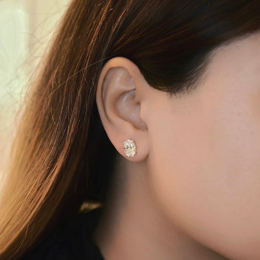 Solitaire Oval Earrings Solitaire Oval Earrings - MQ