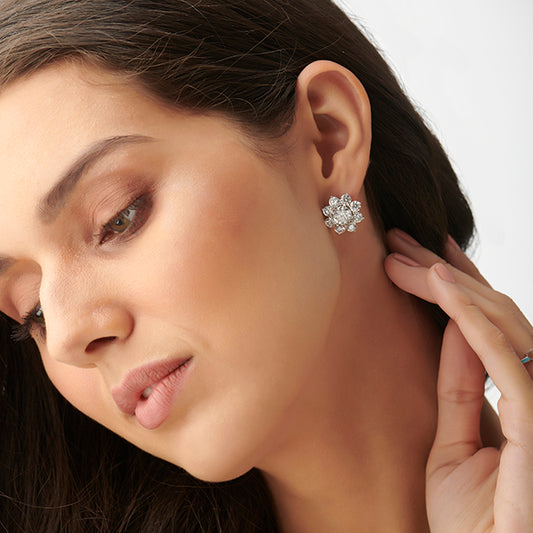 Lotus Petal Round Diamond Studs Earring Lotus Petal Round Diamond Studs Earring - MQ