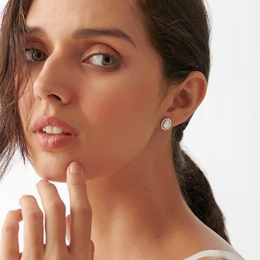 Classic Oval & Round Diamond Halo Studs Earring Classic Oval & Round Diamond Halo Studs Earring