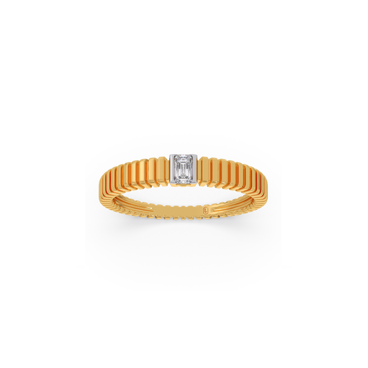 Linear Crest Emerald Diamond Ring Linear Crest Emerald Diamond Ring - Yellow