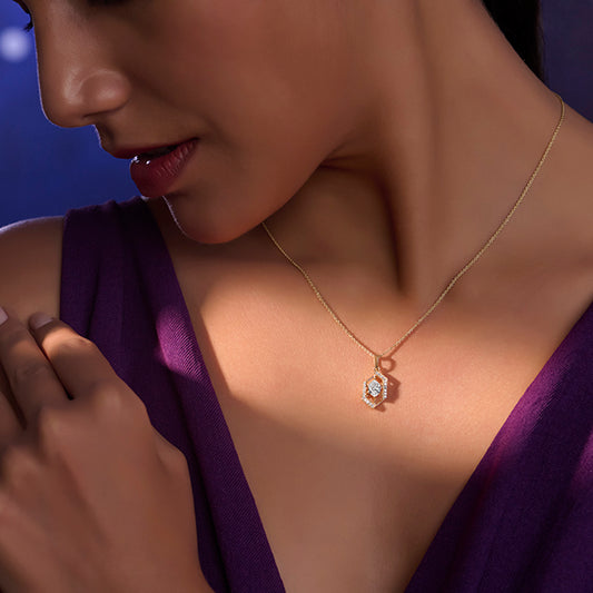 account-offers Hexa Round Diamond Pendant Necklace