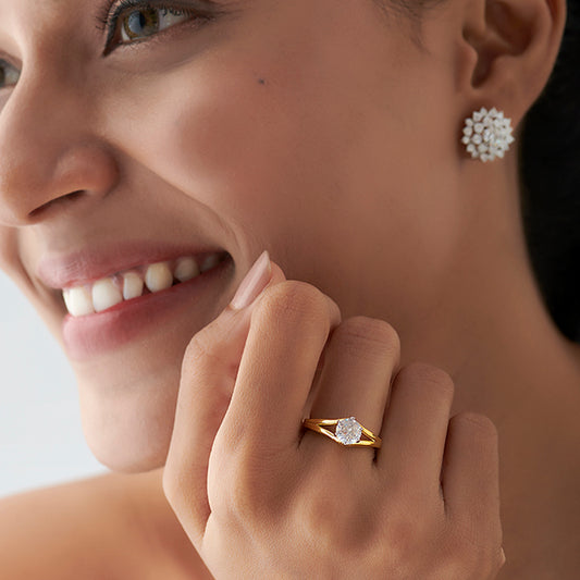 Split Shank Round Solitaire Ring Split Shank Round Solitaire Ring - MQ