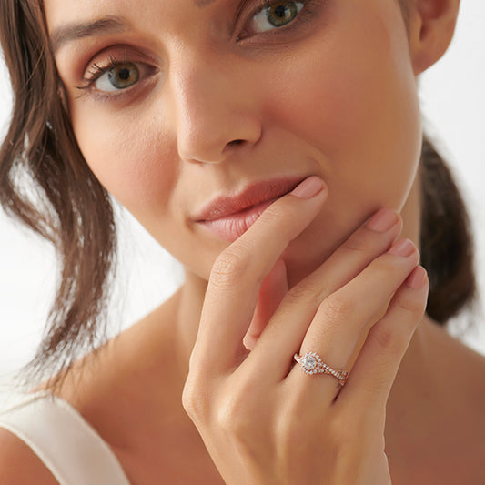 Round Halo Twisted Engagement Ring – 0.48 ct Round Halo Twisted Engagement Ring – 0.48 ct