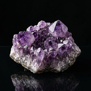 Amethyst gemstone