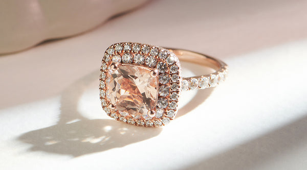 Cushion Romantic Glow