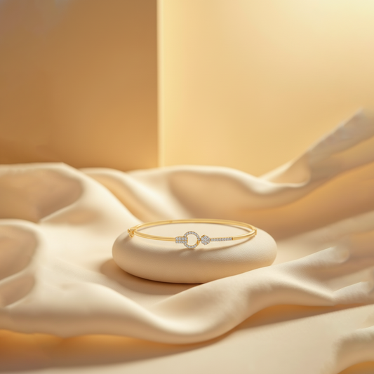 Round Diamond Circle Link Bracelet